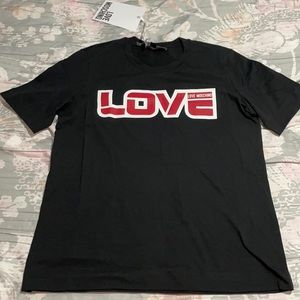 Black love moschino T-shirt brand new